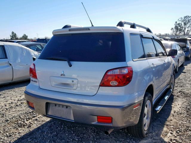 JA4LX31F86U026855 - 2006 MITSUBISHI OUTLANDER WHITE photo 4