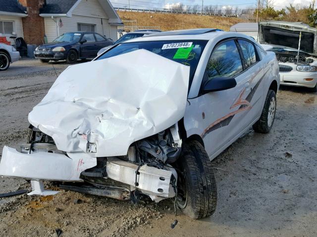1G8AW12F74Z202288 - 2004 SATURN ION LEVEL WHITE photo 2