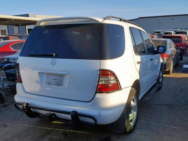 4JGAB54E6XA060866 - 1999 MERCEDES-BENZ ML 320 WHITE photo 4