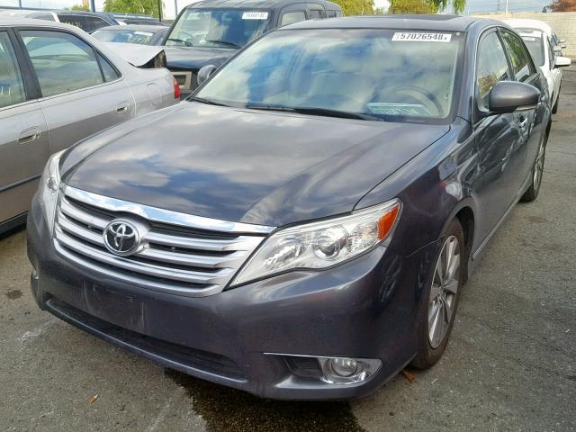 4T1BK3DBXBU373814 - 2011 TOYOTA AVALON BAS GRAY photo 2