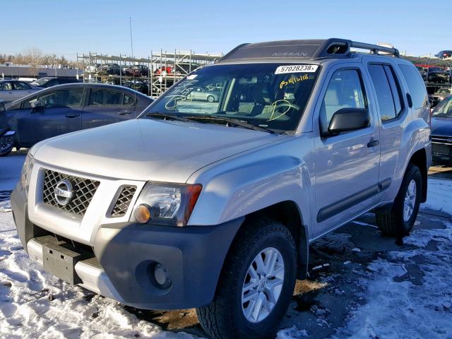 5N1AN0NW1EN806308 - 2014 NISSAN XTERRA X SILVER photo 2