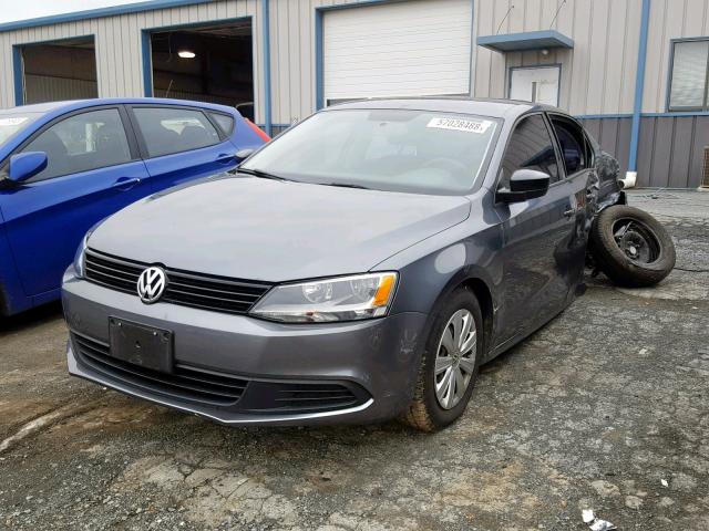 3VW2K7AJ3EM326539 - 2014 VOLKSWAGEN JETTA BASE GRAY photo 2