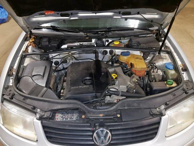 WVWMA63B8XE496483 - 1999 VOLKSWAGEN PASSAT GLS SILVER photo 7