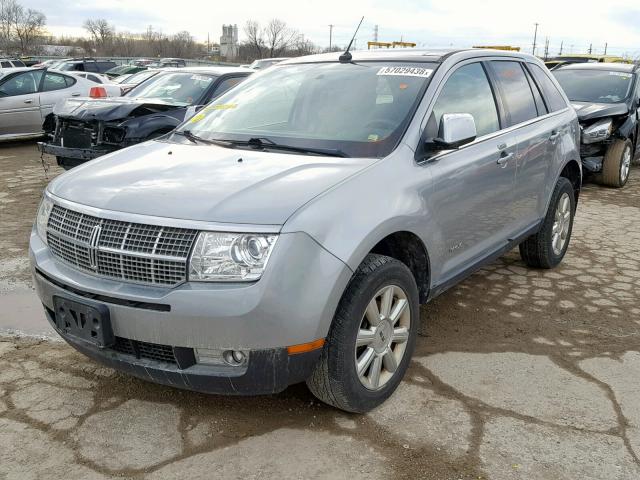 2LMDU88C97BJ21606 - 2007 LINCOLN MKX SILVER photo 2