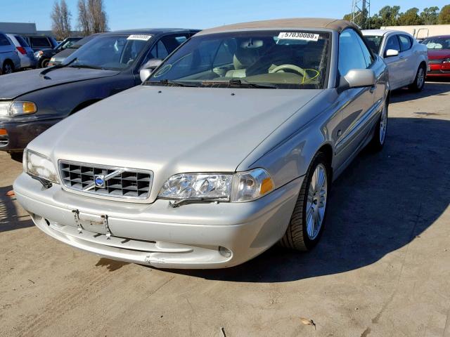 YV1NC62D33J036693 - 2003 VOLVO C70 HPT BEIGE photo 2