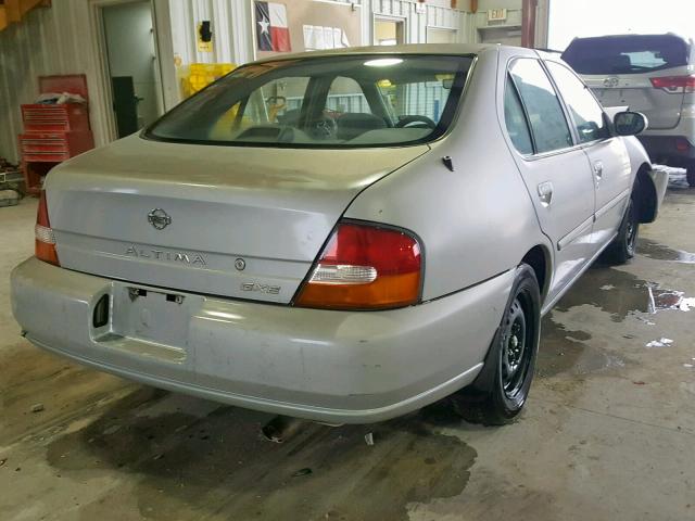 1N4DL01D3XC182740 - 1999 NISSAN ALTIMA XE SILVER photo 4