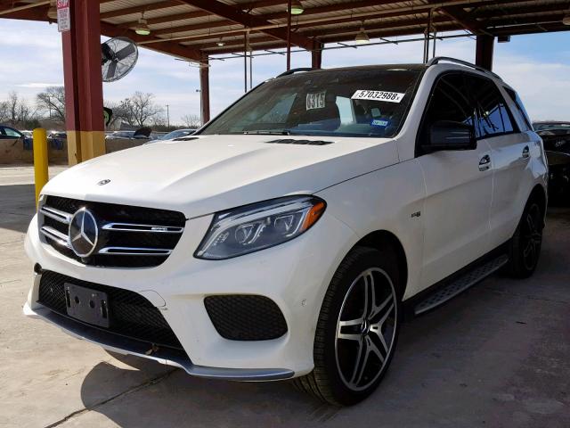 4JGDA6EB8JB018033 - 2018 MERCEDES-BENZ GLE 43 AMG WHITE photo 2