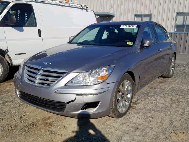 KMHGC46E59U020486 - 2009 HYUNDAI GENESIS 3. SILVER photo 2