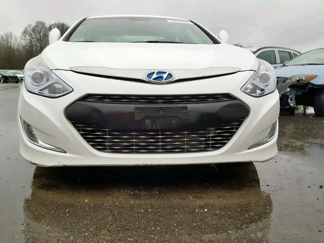 KMHEC4A43BA008673 - 2011 HYUNDAI SONATA HYB WHITE photo 9