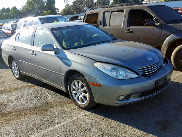 JTHBF30G020055667 - 2002 LEXUS ES 300 GREEN photo 1