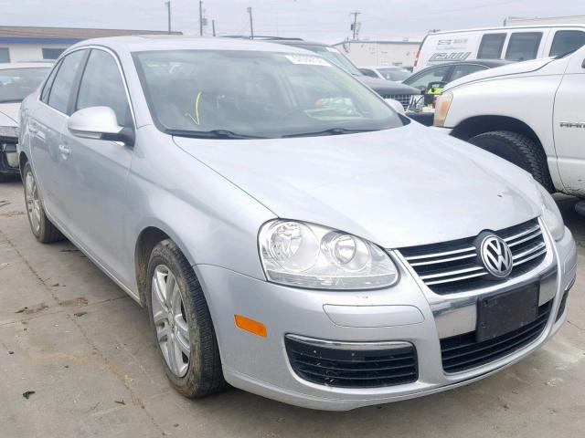 3VWRL7AJ5AM154004 - 2010 VOLKSWAGEN JETTA TDI SILVER photo 1