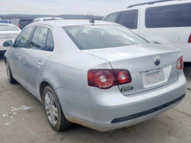 3VWRL7AJ5AM154004 - 2010 VOLKSWAGEN JETTA TDI SILVER photo 3