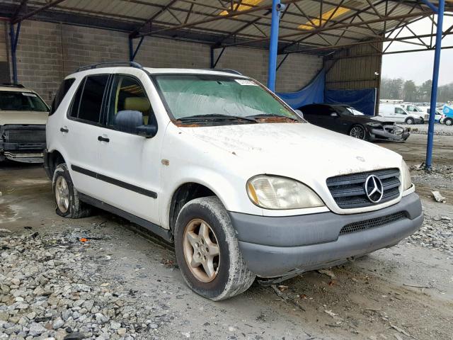 4JGAB54E5XA097102 - 1999 MERCEDES-BENZ ML 320 WHITE photo 1