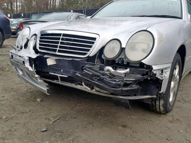 WDBJF65J42B418591 - 2002 MERCEDES-BENZ E 320 SILVER photo 9