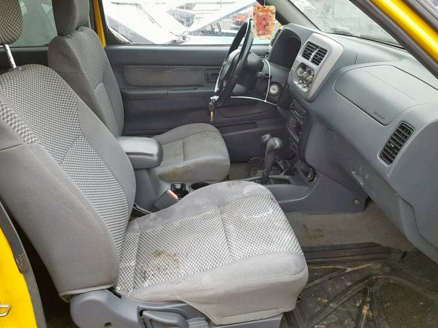 1N6ED27Y01C334155 - 2001 NISSAN FRONTIER C YELLOW photo 5