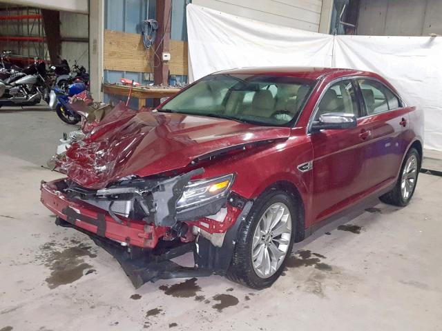 1FAHP2F89FG110218 - 2015 FORD TAURUS LIM RED photo 2