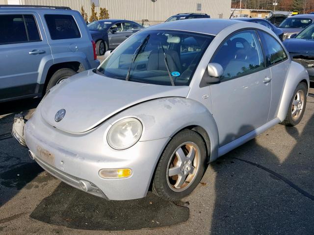 3VWCC21C2YM439277 - 2000 VOLKSWAGEN NEW BEETLE SILVER photo 2