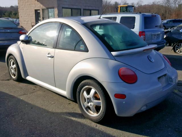 3VWCC21C2YM439277 - 2000 VOLKSWAGEN NEW BEETLE SILVER photo 3