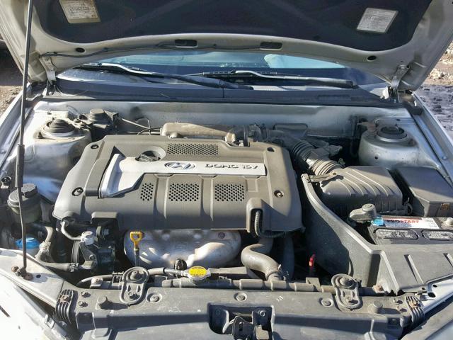 KMHDN46D64U757774 - 2004 HYUNDAI ELANTRA SILVER photo 7