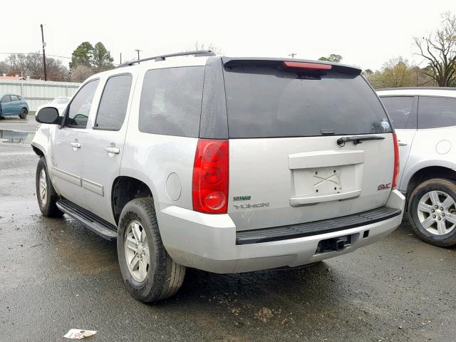 1GKS1AE05BR261096 - 2011 GMC YUKON SLE SILVER photo 3