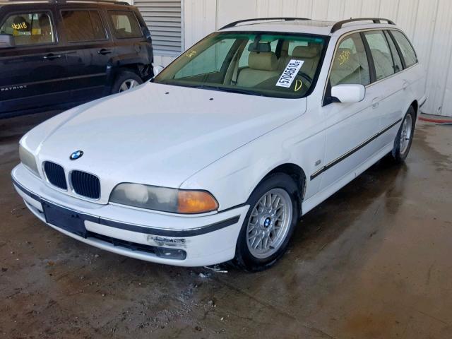 WBADP6339XBV61220 - 1999 BMW 528 IT AUT WHITE photo 2