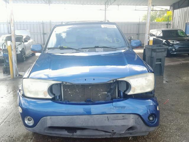 5GADS13S452259067 - 2005 BUICK RAINIER CX BLUE photo 9