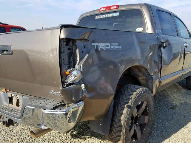 5TFDV54108X045915 - 2008 TOYOTA TUNDRA CRE BROWN photo 9