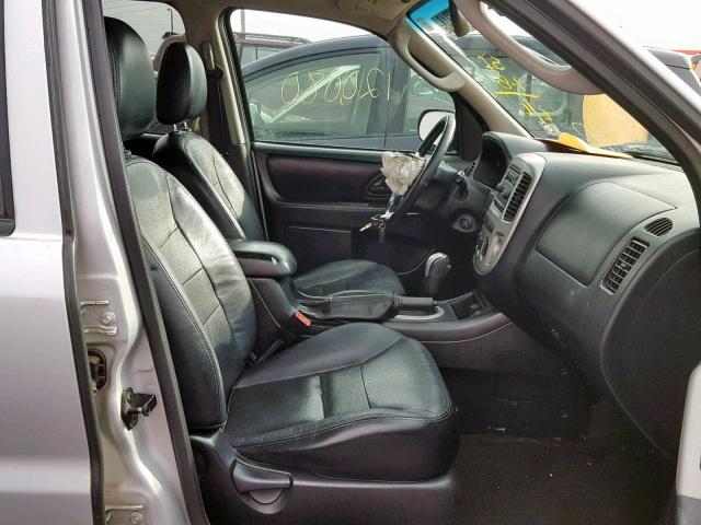 1FMYU94196KA27656 - 2006 FORD ESCAPE LIM SILVER photo 5