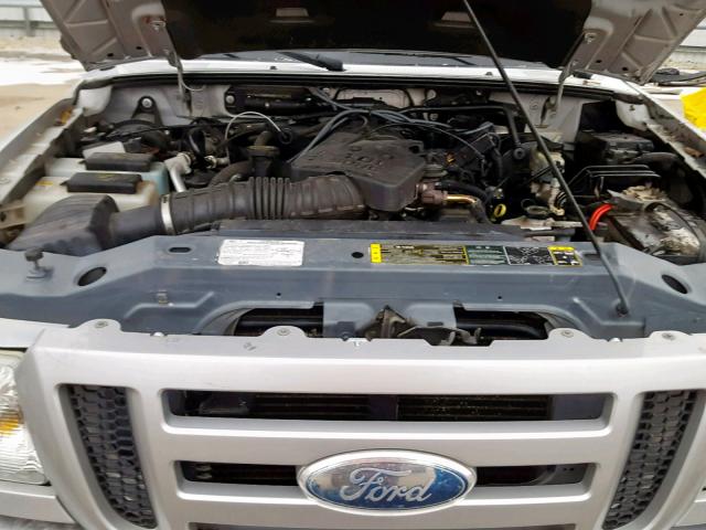 1FTYR11E16PA55467 - 2006 FORD RANGER SILVER photo 7