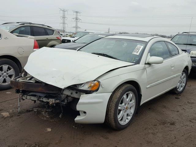 4C3AG52H71E055603 - 2001 CHRYSLER SEBRING LX WHITE photo 2