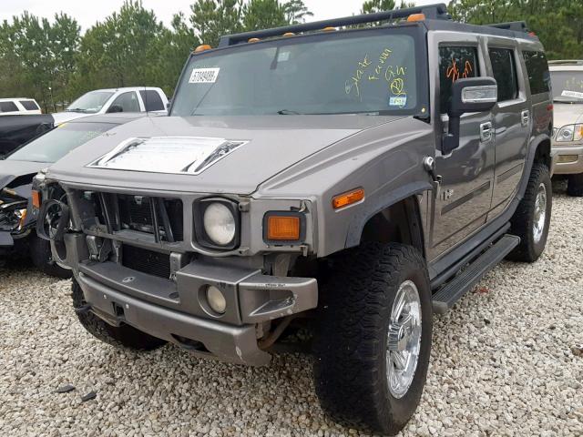 5GRGN23858H101124 - 2008 HUMMER H2 GRAY photo 2