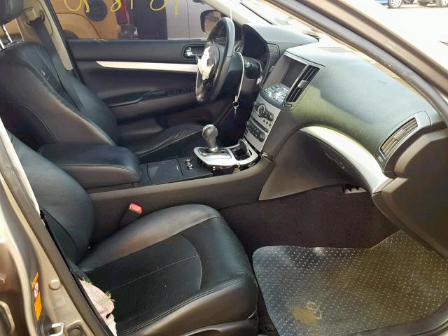 JNKCV61E69M010077 - 2009 INFINITI G37 BASE GRAY photo 5