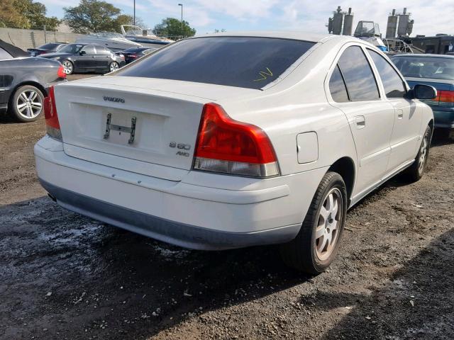 YV1RH58D622171115 - 2002 VOLVO S60 2.5T WHITE photo 4