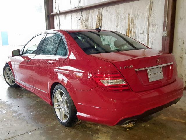 WDDGF4HB6DR256662 - 2013 MERCEDES-BENZ C 250 RED photo 3