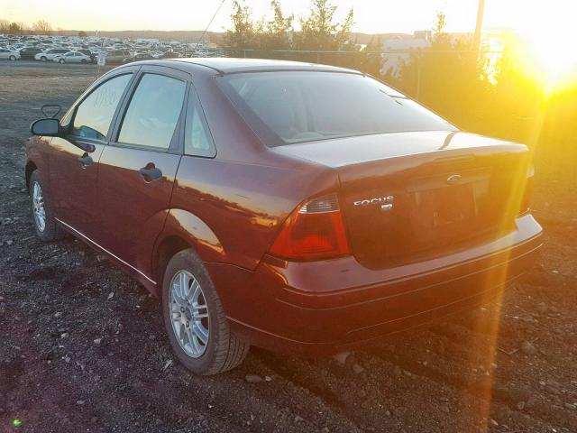 1FAHP34N87W241999 - 2007 FORD FOCUS ZX4 MAROON photo 3