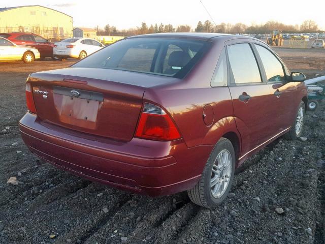 1FAHP34N87W241999 - 2007 FORD FOCUS ZX4 MAROON photo 4