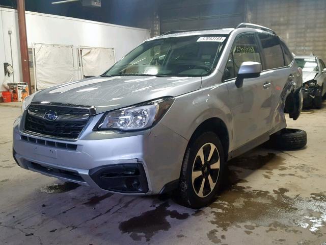 JF2SJAEC7HH569344 - 2017 SUBARU FORESTER 2 银色 照片 2