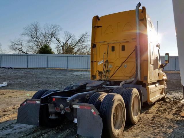 1FUJGLDR0CSBD2508 - 2012 FREIGHTLINER CASCADIA 1 YELLOW photo 4