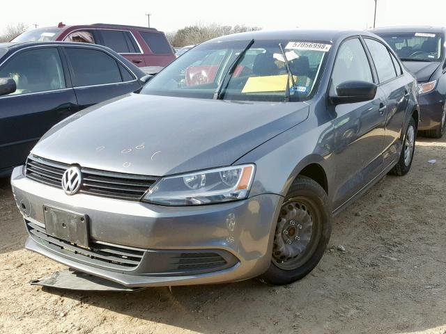 3VW2K7AJ6EM422259 - 2014 VOLKSWAGEN JETTA BASE GRAY photo 2