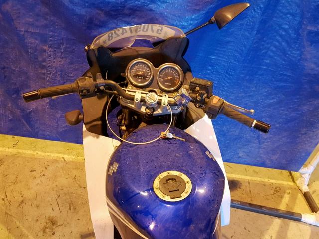 VTTGM51A852100184 - 2005 SUZUKI GS500 FK BLUE photo 5