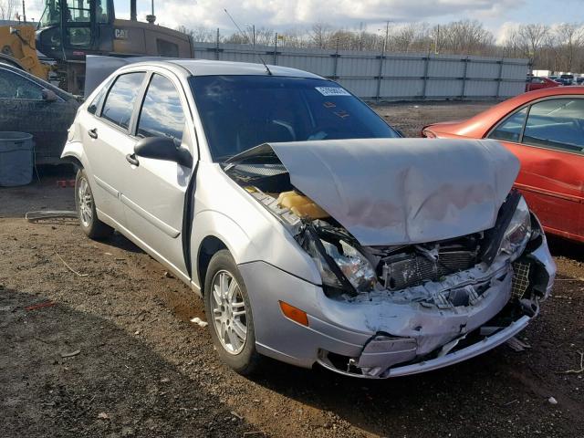 1FAFP34N77W330583 - 2007 FORD FOCUS ZX4 SILVER photo 1