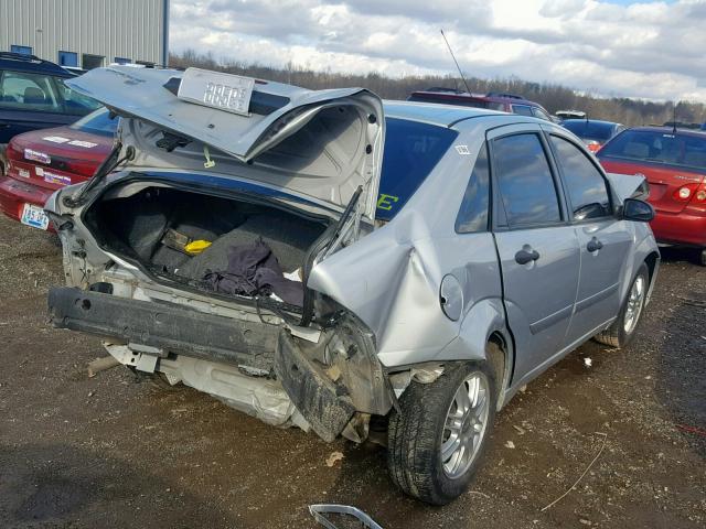 1FAFP34N77W330583 - 2007 FORD FOCUS ZX4 SILVER photo 4