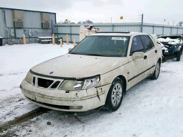 YS3EB49E423019909 - 2002 SAAB 9-5 LINEAR WHITE photo 2