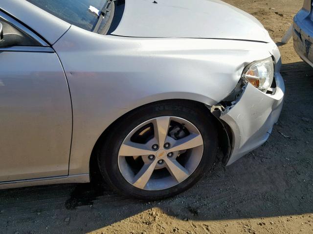 1G1ZC5E12BF180832 - 2011 CHEVROLET MALIBU 1LT ვერცხლისფერი ფოტო 9