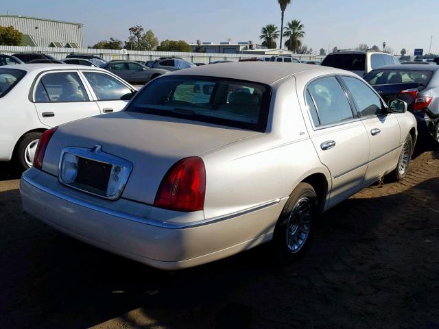 1LNHM83W11Y610381 - 2001 LINCOLN TOWN CAR C BEIGE photo 4