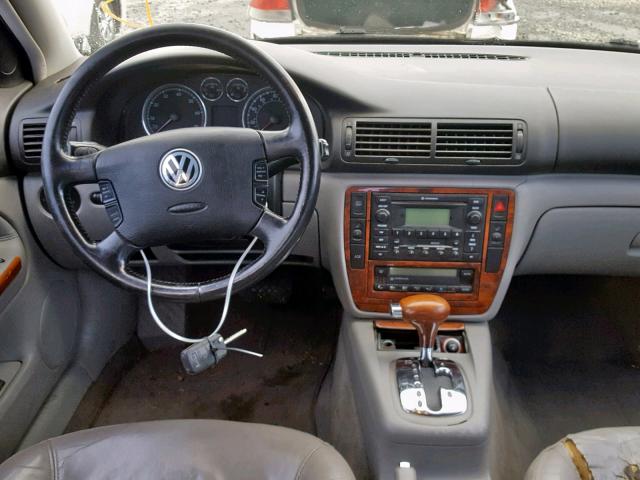 WVWWH63B82E329828 - 2002 VOLKSWAGEN PASSAT GLX 蓝色 照片 9