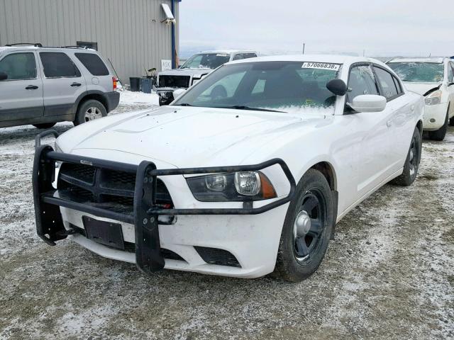 2C3CDXAT8DH521900 - 2013 DODGE CHARGER PO WHITE photo 2