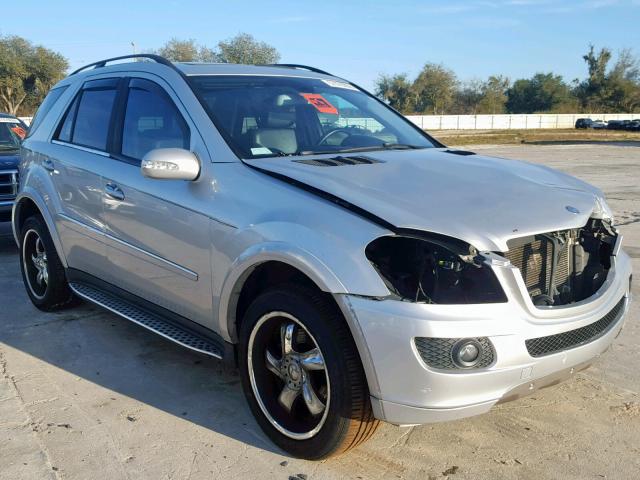 4JGBB86E27A211561 - 2007 MERCEDES-BENZ ML 350 SILVER photo 1