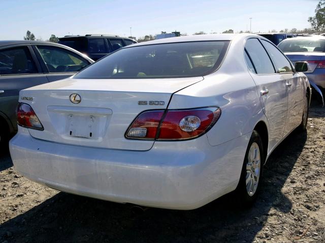 JTHBF30G020085459 - 2002 LEXUS ES 300 WHITE photo 4