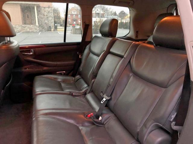 JTJHY00W084000663 - 2008 LEXUS LX 570 GRAY photo 8